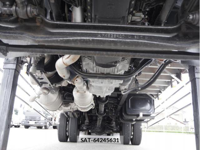 Mitsubishi FIGHTER 2025-08 8829029-6