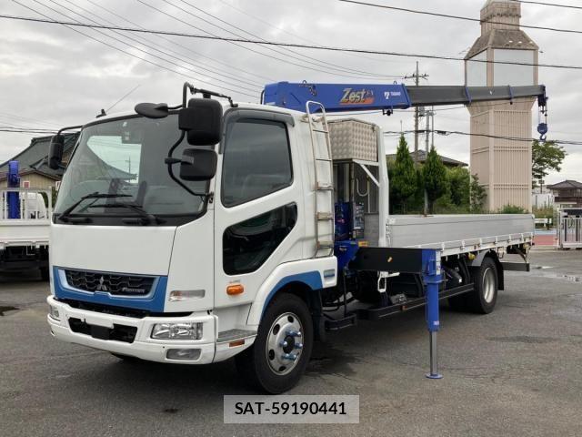 Mitsubishi FIGHTER 2021-04 8829028-0