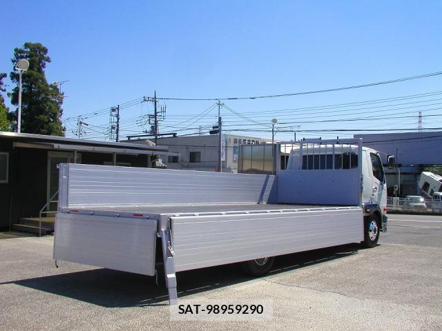 Mitsubishi FIGHTER 2026-06 8848964-13