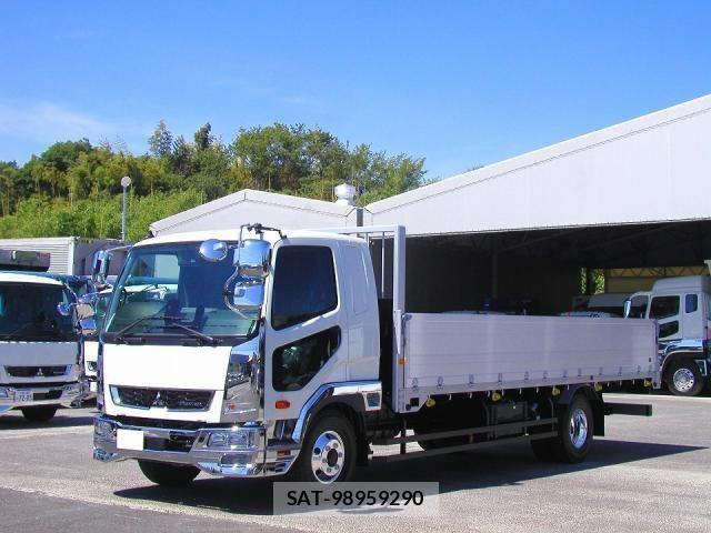 Mitsubishi FIGHTER 2026-06 8848964-1