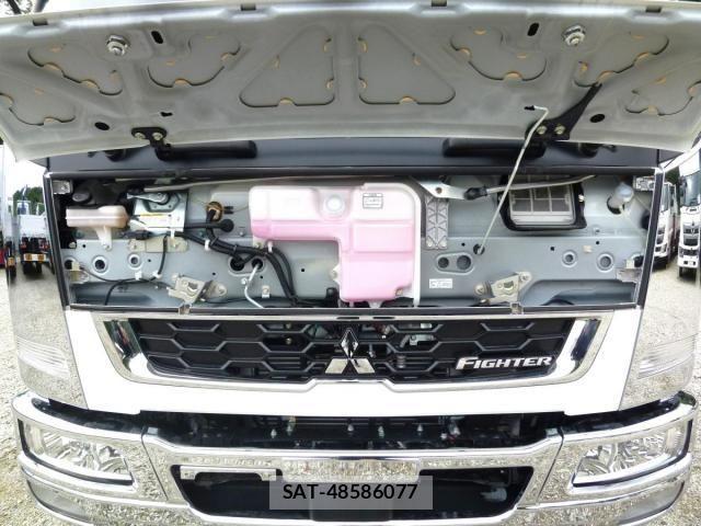 Mitsubishi FIGHTER 2026-04 8848967-7