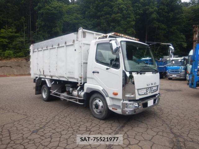 Mitsubishi FIGHTER 2012-02 8848972-0