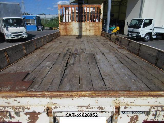 Mitsubishi FIGHTER 2008-04 8848971-27