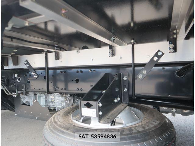 Mitsubishi FIGHTER 2026-04 8848956-17
