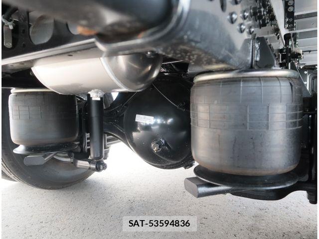 Mitsubishi FIGHTER 2026-04 8848956-18