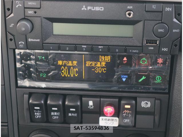 Mitsubishi FIGHTER 2026-04 8848956-21