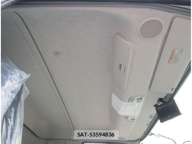 Mitsubishi FIGHTER 2026-04 8848956-25