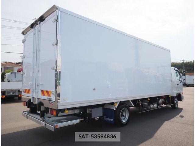 Mitsubishi FIGHTER 2026-04 8848956-2