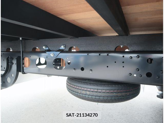 Mitsubishi FIGHTER 2026-05 8848963-10