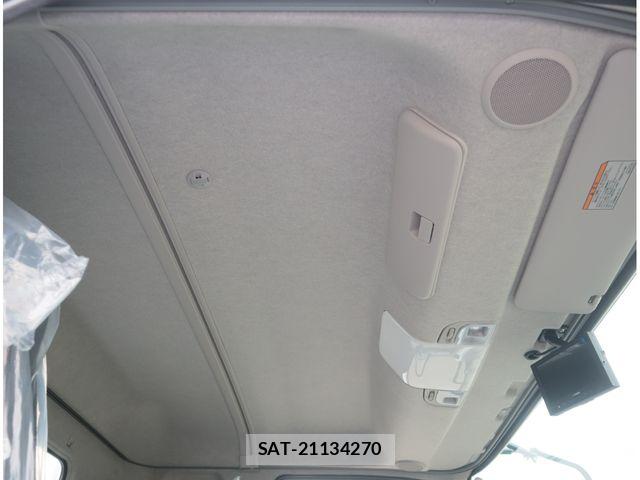 Mitsubishi FIGHTER 2026-05 8848963-22