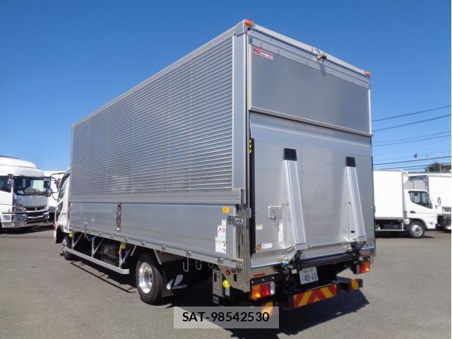 Mitsubishi FIGHTER 2025-12 8848957-3