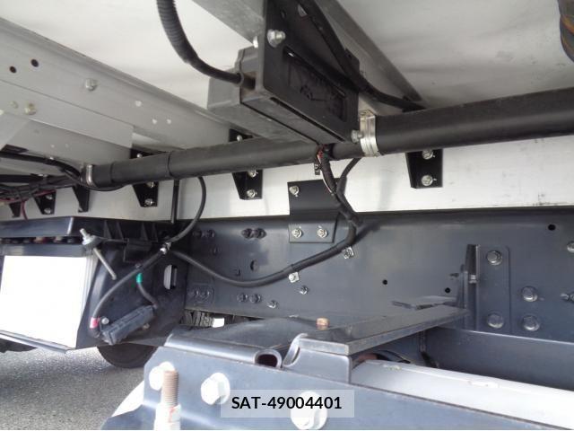 Mitsubishi FIGHTER 2024-06 8848962-19