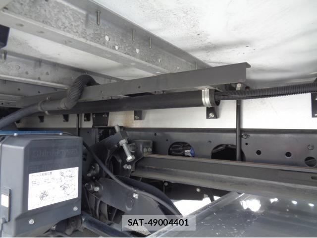 Mitsubishi FIGHTER 2024-06 8848962-21