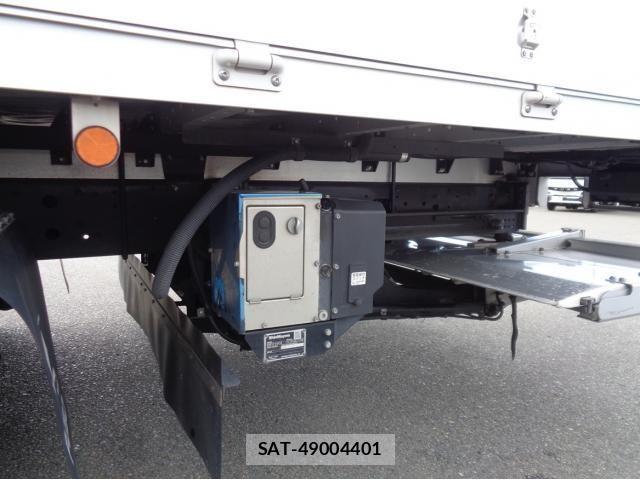 Mitsubishi FIGHTER 2024-06 8848962-23