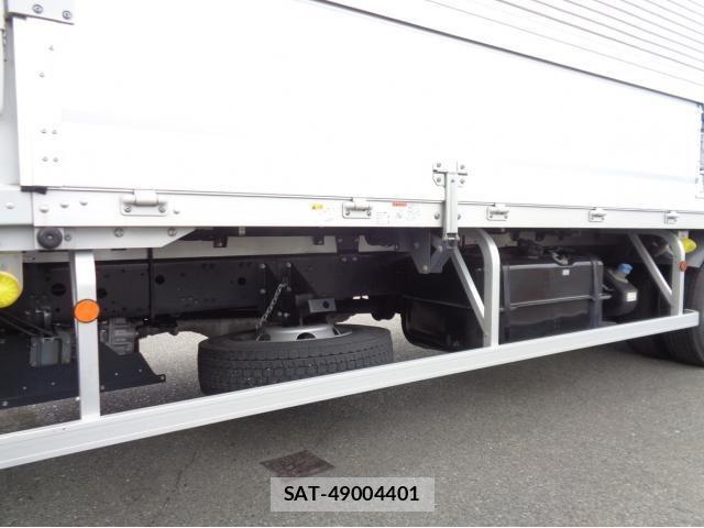 Mitsubishi FIGHTER 2024-06 8848962-25