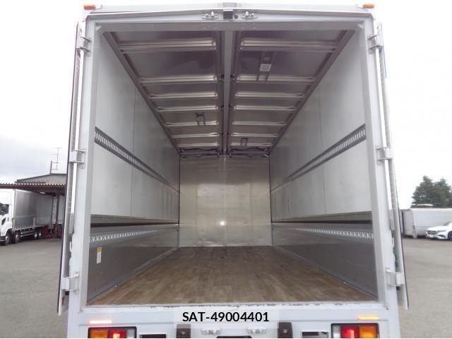 Mitsubishi FIGHTER 2024-06 8848962-4