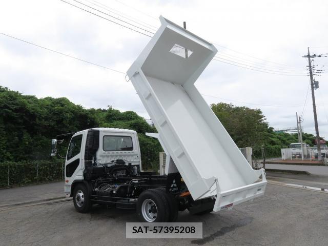 Mitsubishi FIGHTER 2026-02 8848968-1