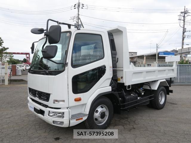 Mitsubishi FIGHTER 2026-02 8848968-3