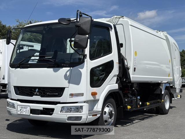 Mitsubishi FIGHTER 2026-01 8848955-0