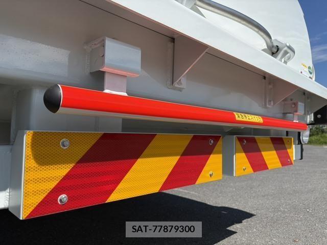 Mitsubishi FIGHTER 2026-01 8848955-20