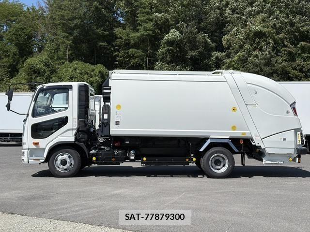 Mitsubishi FIGHTER 2026-01 8848955-3