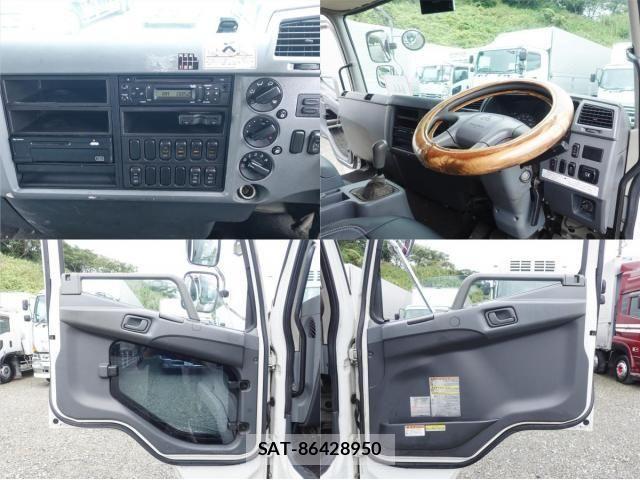 Mitsubishi FIGHTER 2016-12 8848981-19