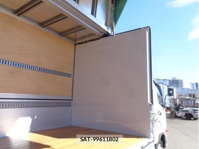 Mitsubishi FIGHTER 2026-01 8848958-7