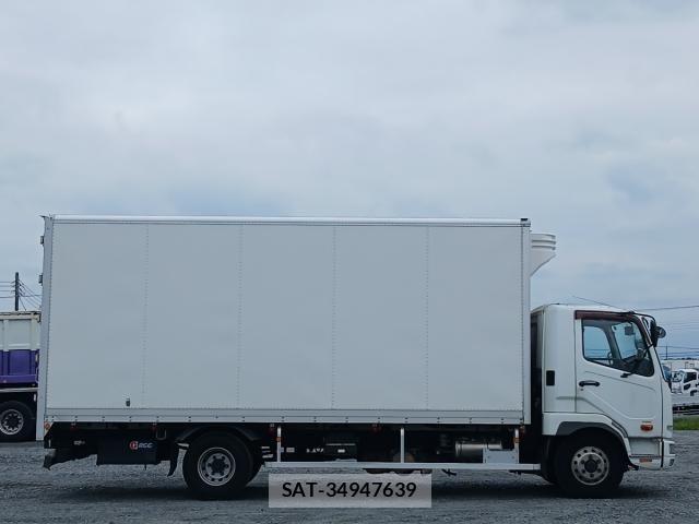 Mitsubishi FIGHTER 2013-08 8848980-11