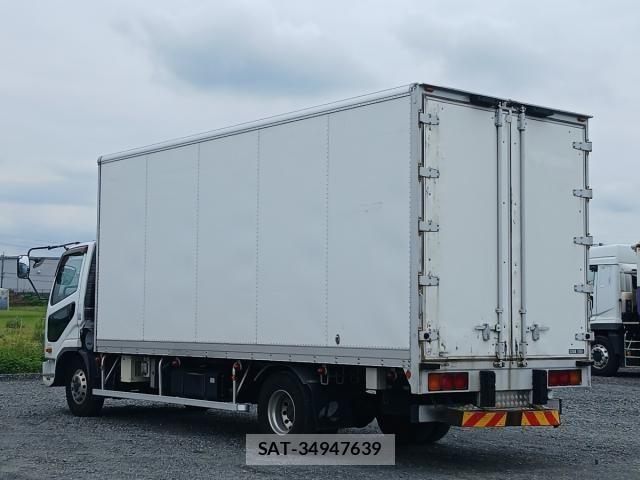 Mitsubishi FIGHTER 2013-08 8848980-16