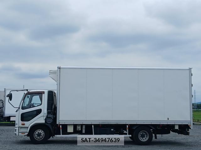 Mitsubishi FIGHTER 2013-08 8848980-18