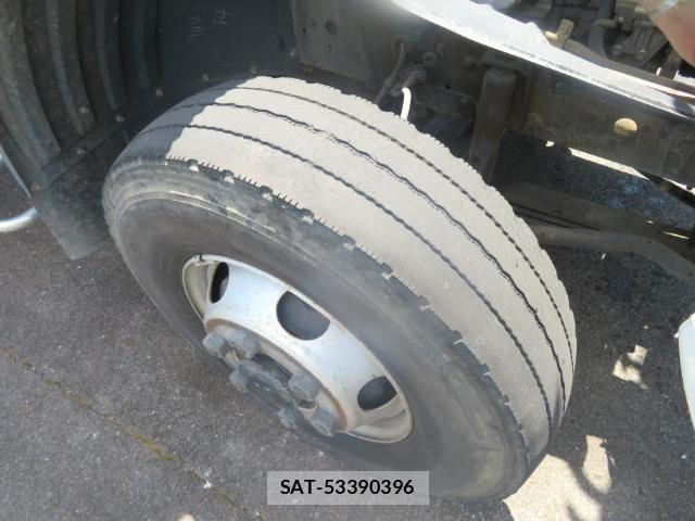 Mitsubishi FIGHTER 2013-03 8848977-15