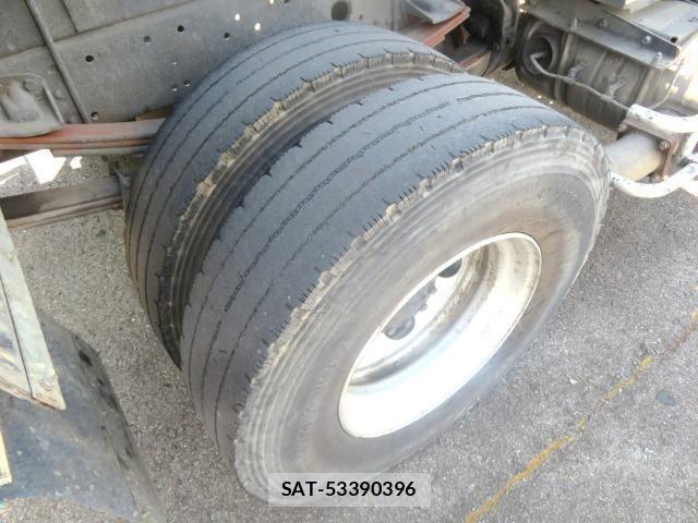 Mitsubishi FIGHTER 2013-03 8848977-17