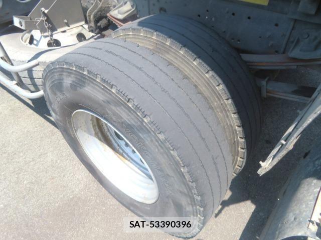Mitsubishi FIGHTER 2013-03 8848977-18