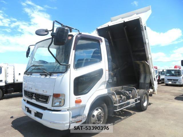 Mitsubishi FIGHTER 2013-03 8848977-25
