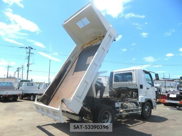 Mitsubishi FIGHTER 2013-03 8848977-27