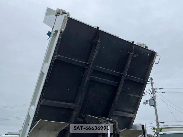 Mitsubishi FIGHTER 2024-08 8848969-11