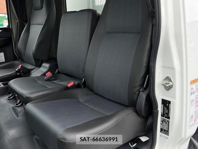 Mitsubishi FIGHTER 2024-08 8848969-19