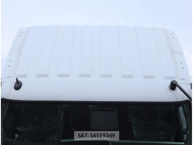 Mitsubishi FIGHTER 2026-06 8870982-25