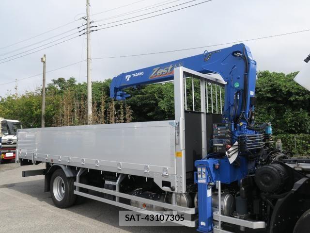 Mitsubishi FIGHTER 2025-07 8870980-10