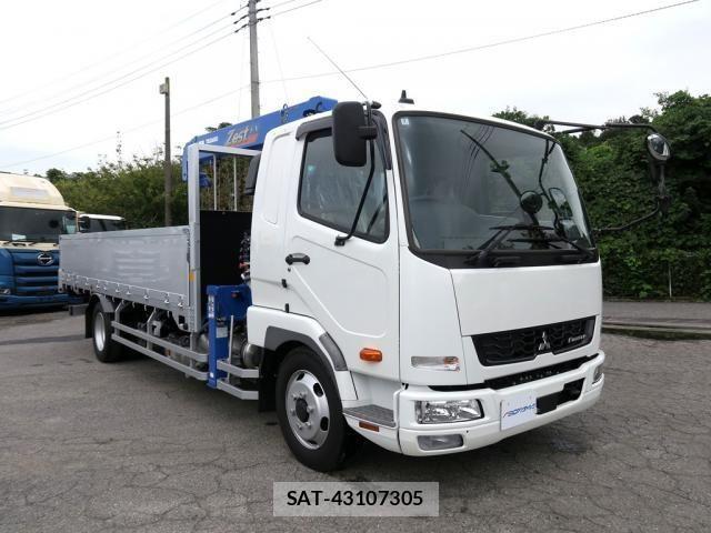 Mitsubishi FIGHTER 2025-07 8870980-1