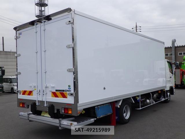 Mitsubishi FIGHTER 2025-02 8870979-3