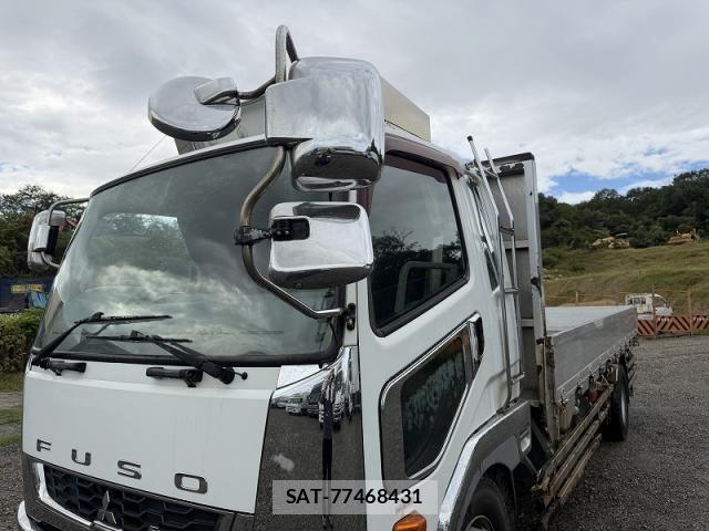 Mitsubishi FIGHTER 2015-10 8870983-25