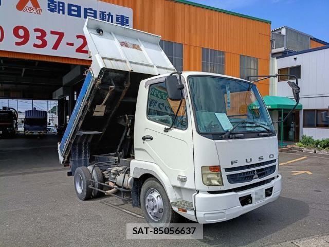 Mitsubishi FIGHTER 2011-02 8870986-2
