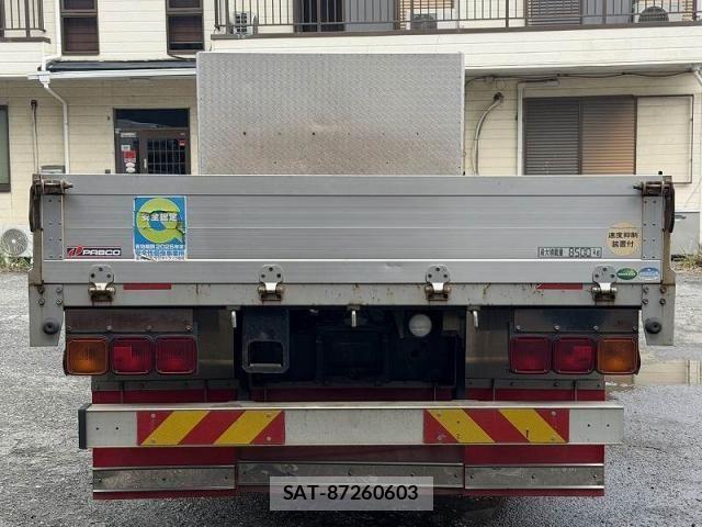 Mitsubishi FIGHTER 2014-11 8870984-11
