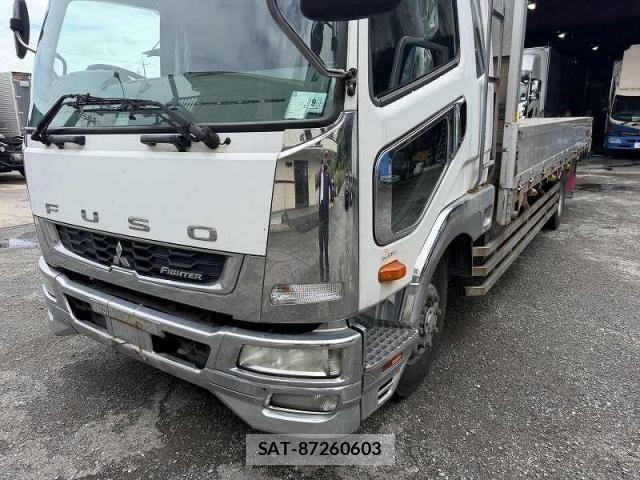 Mitsubishi FIGHTER 2014-11 8870984-23