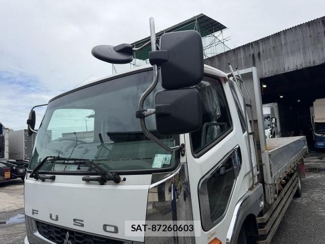 Mitsubishi FIGHTER 2014-11 8870984-25
