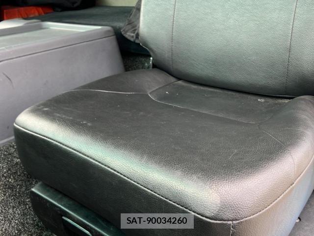 Mitsubishi FIGHTER 2016-03 8879728-16