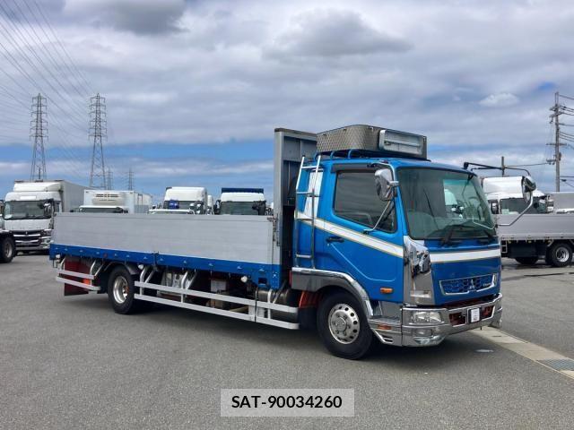 Mitsubishi FIGHTER 2016-03 8879728-1