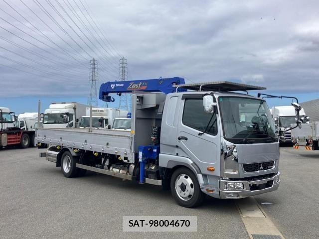 Mitsubishi FIGHTER 2024-08 8879721-1