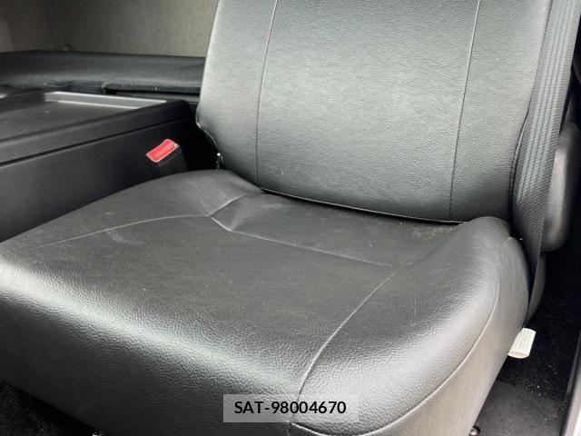 Mitsubishi FIGHTER 2024-08 8879721-19